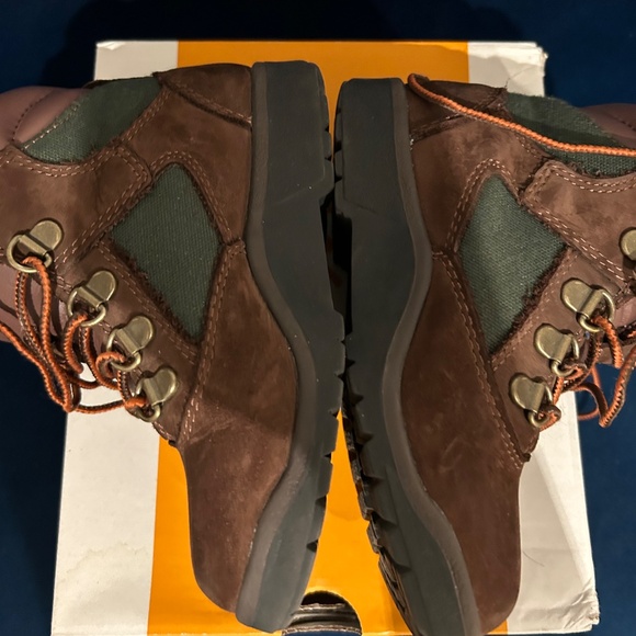 Timberland Hightop Beef and Broccoli’s/ Medium Brown field boot - Picture 3 of 4